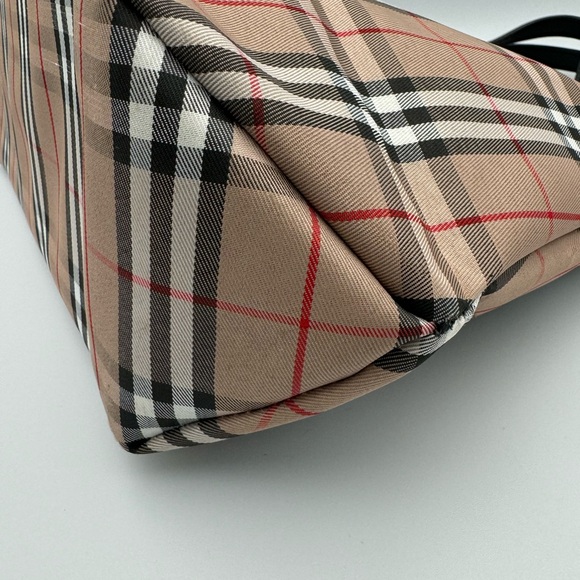 100% Authentic Burberry Nova Check Tote Bag - Picture 6 of 12